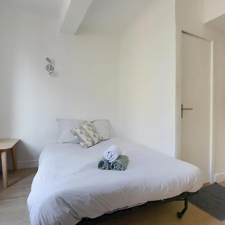 Studio Garrigue La Fare-les-Oliviers Exterior foto